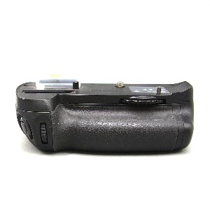 니콘 Nikon POWER BATTERY PACK MB-D14 [D610용]